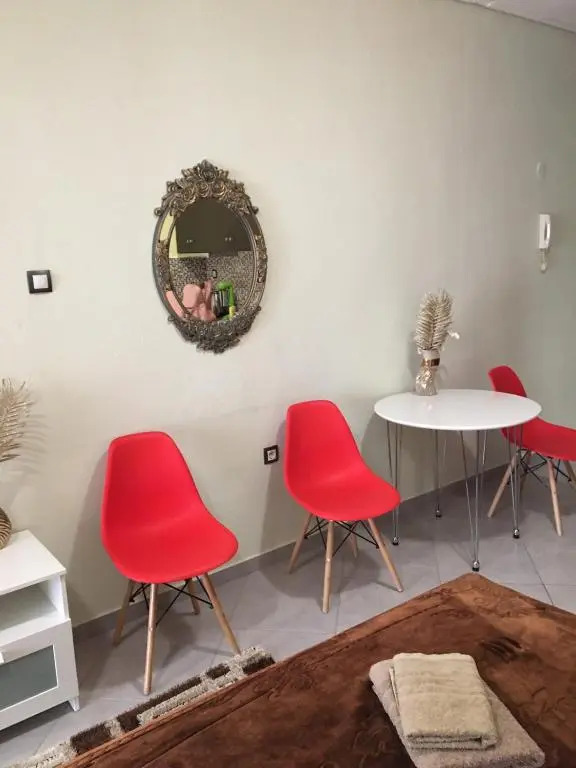 G M 1 ROOMS KENTRO in the heart of the city