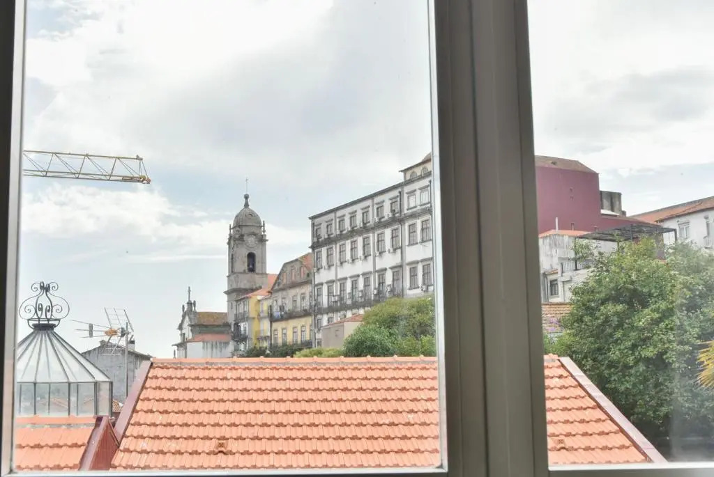 Clerigos Old Town Apartment
