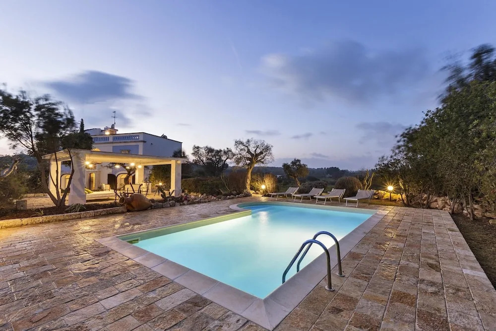 Villa With 5 Bedrooms in Ostuni, With Private Pool, Furnished Garden a