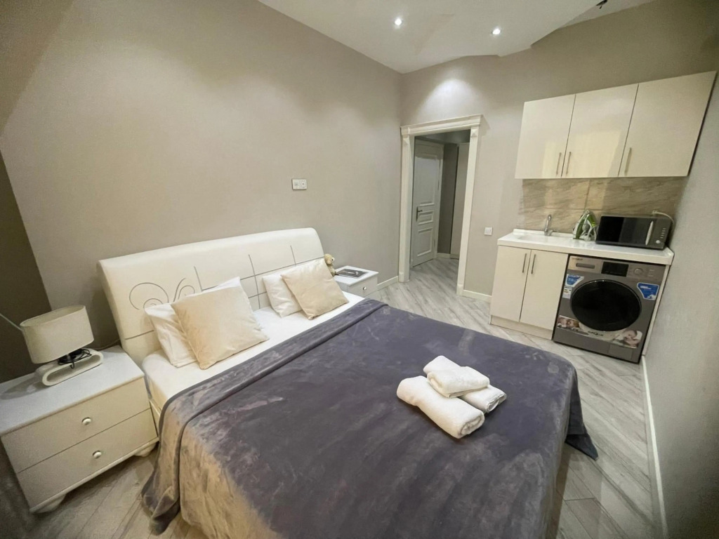 Luxe Azure Apartment