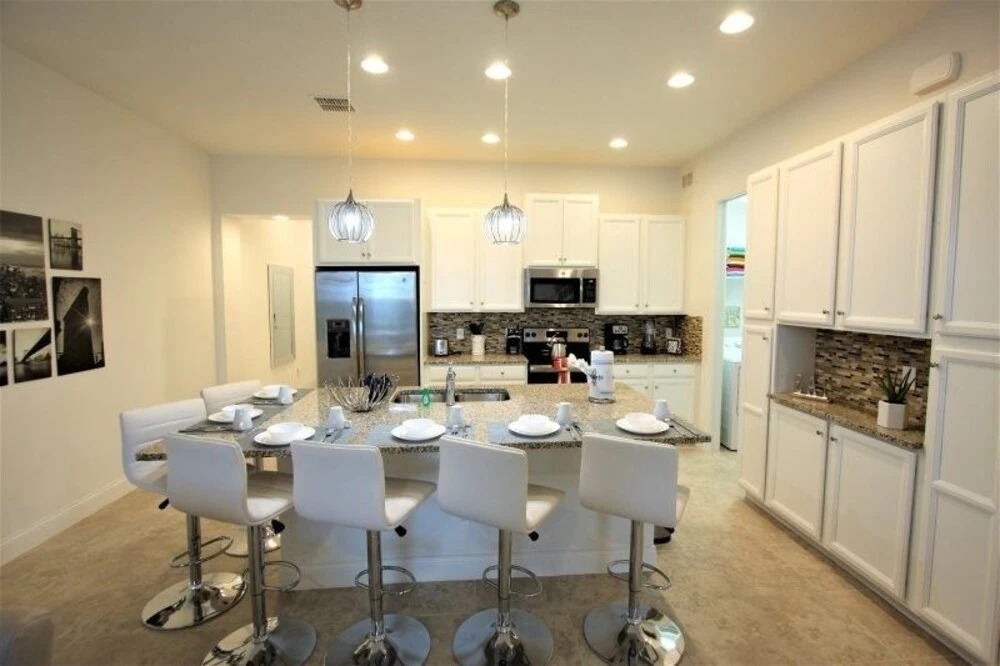 178fr 5 Bedroom Townhouse