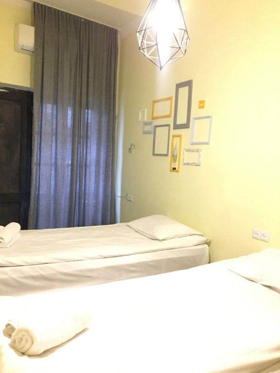 Check Point Hotel
