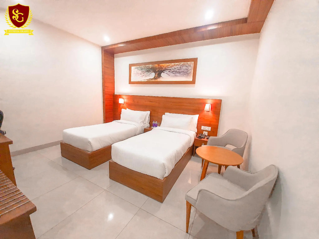 HoTeL TRENOR