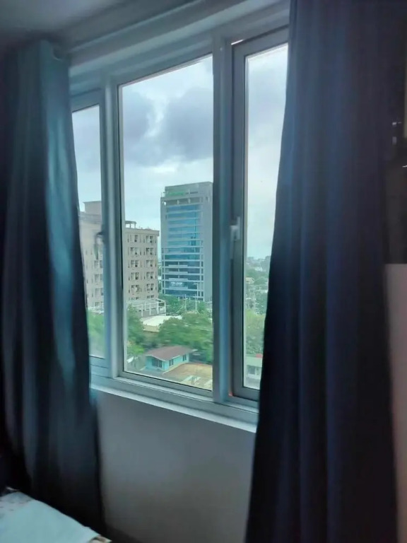 Cozy Studio Unit in Quezon City With Private Pool and City Views