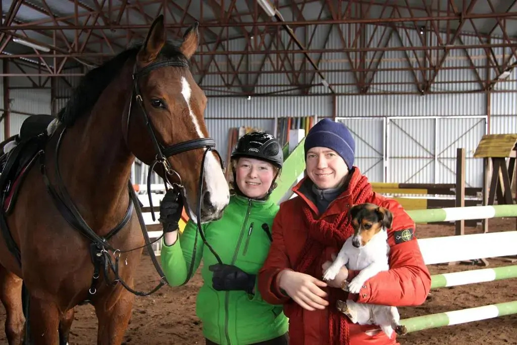 Inn First Horse