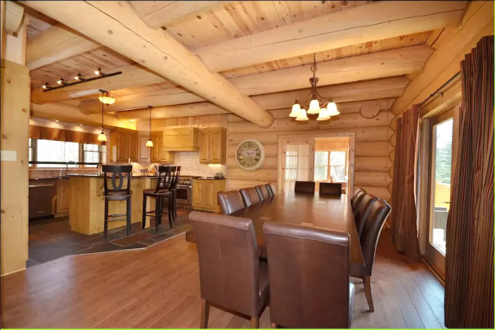Chalet Four Bears