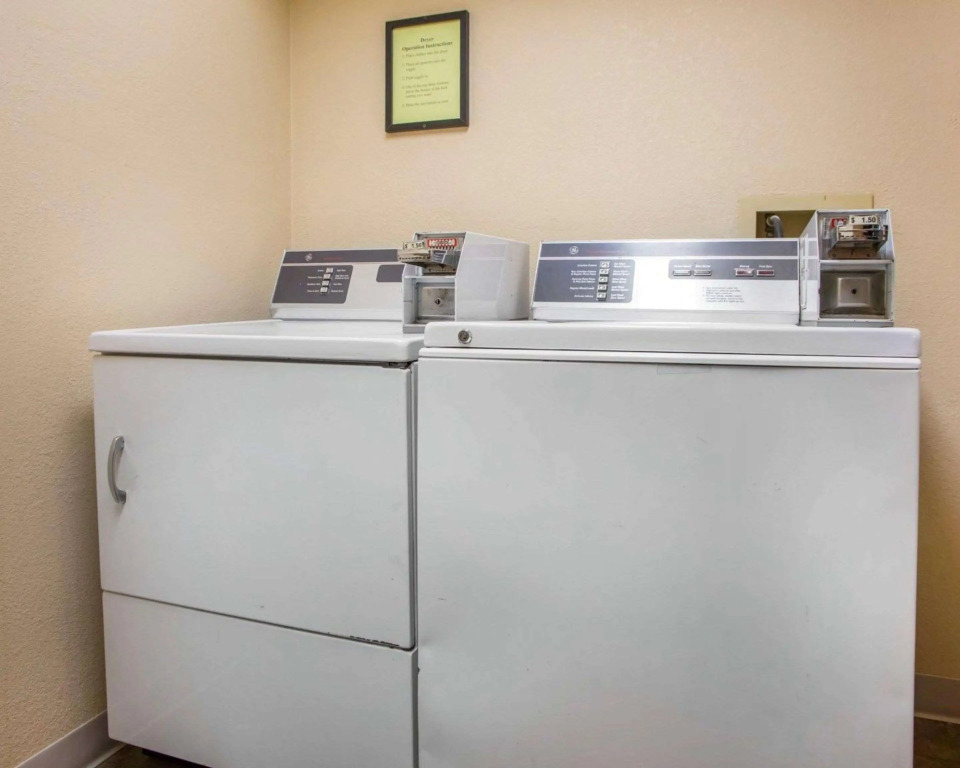 Quality Inn Ottawa near Starved Rock State Park