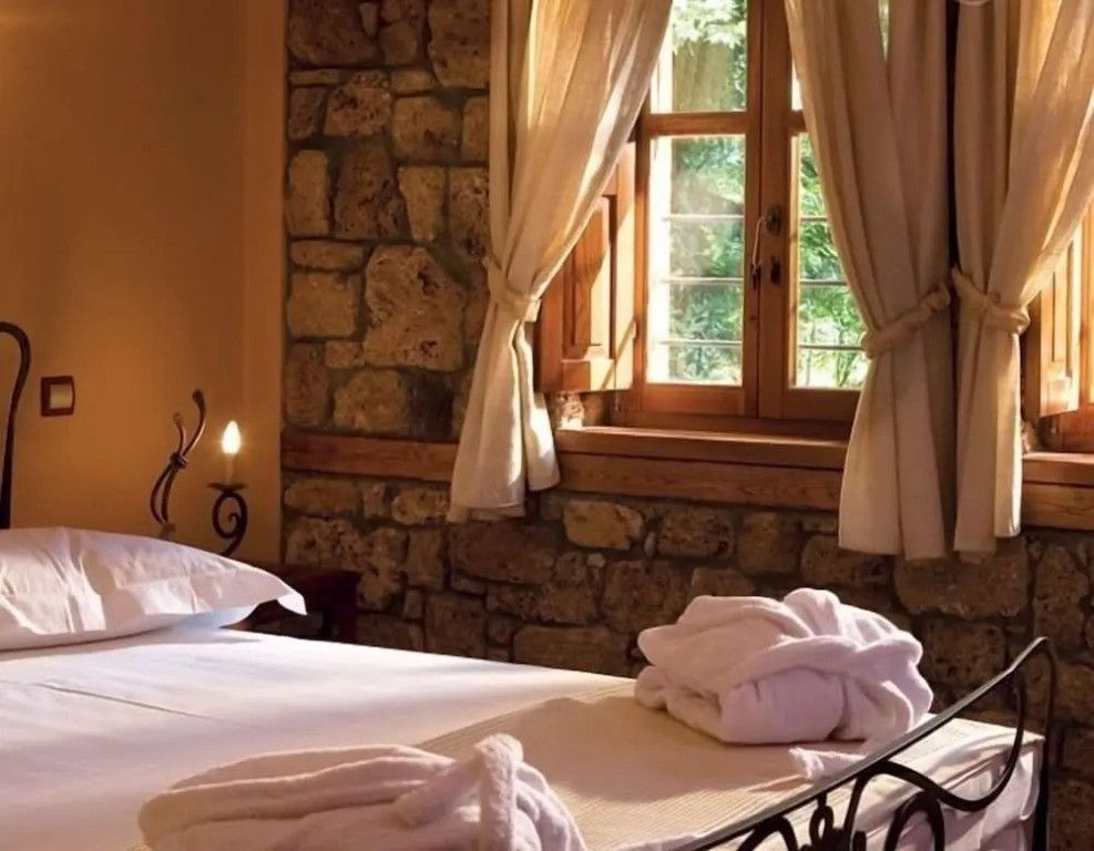 Roes Suites