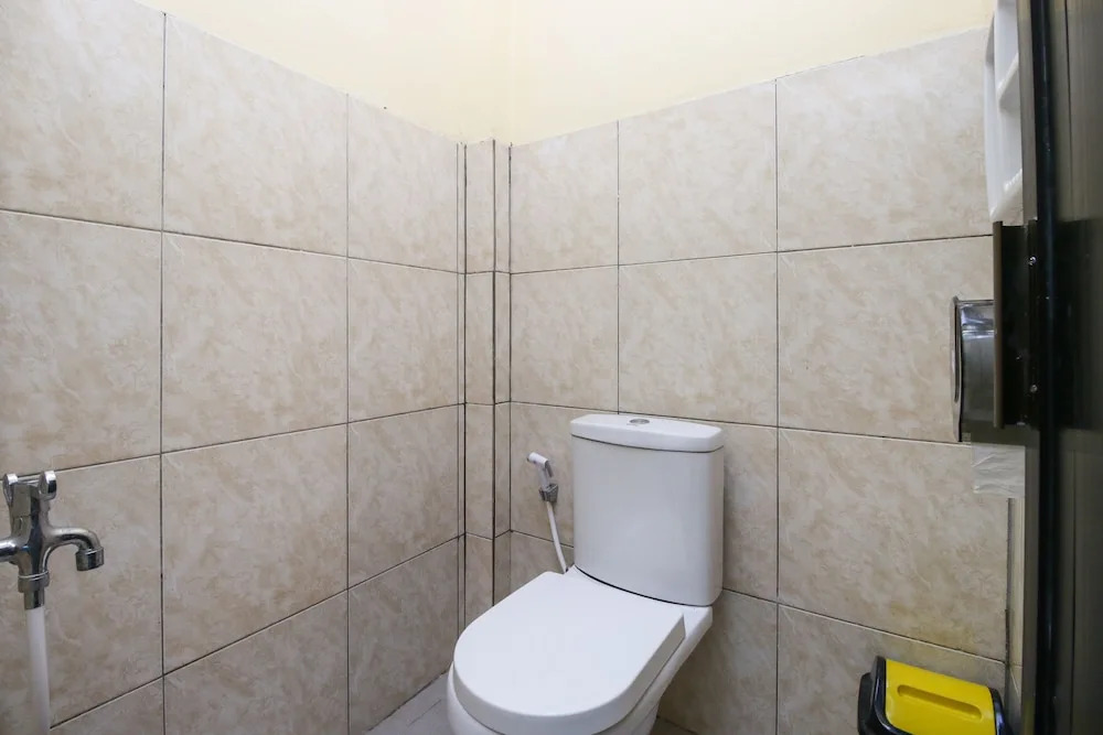 Airy Eco Syariah  Manunggal Kebonsari Blok B 9 Surabaya
