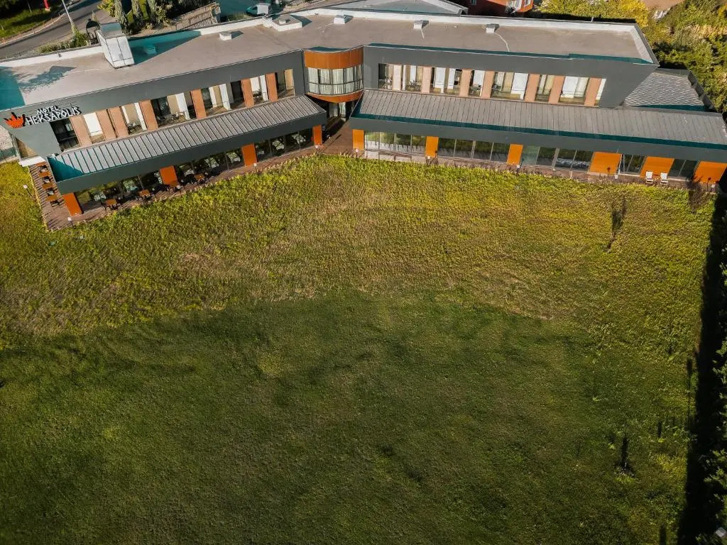 Motel Heksapolis
