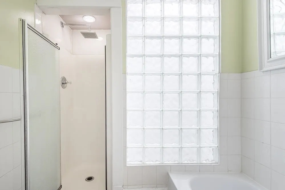 Beautiful 6BR Apt Near Olympic Stadium