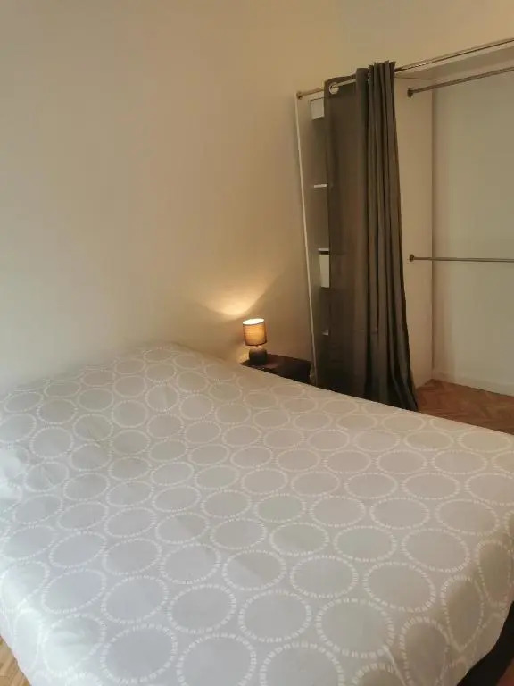 Chambre dans appartement partagé