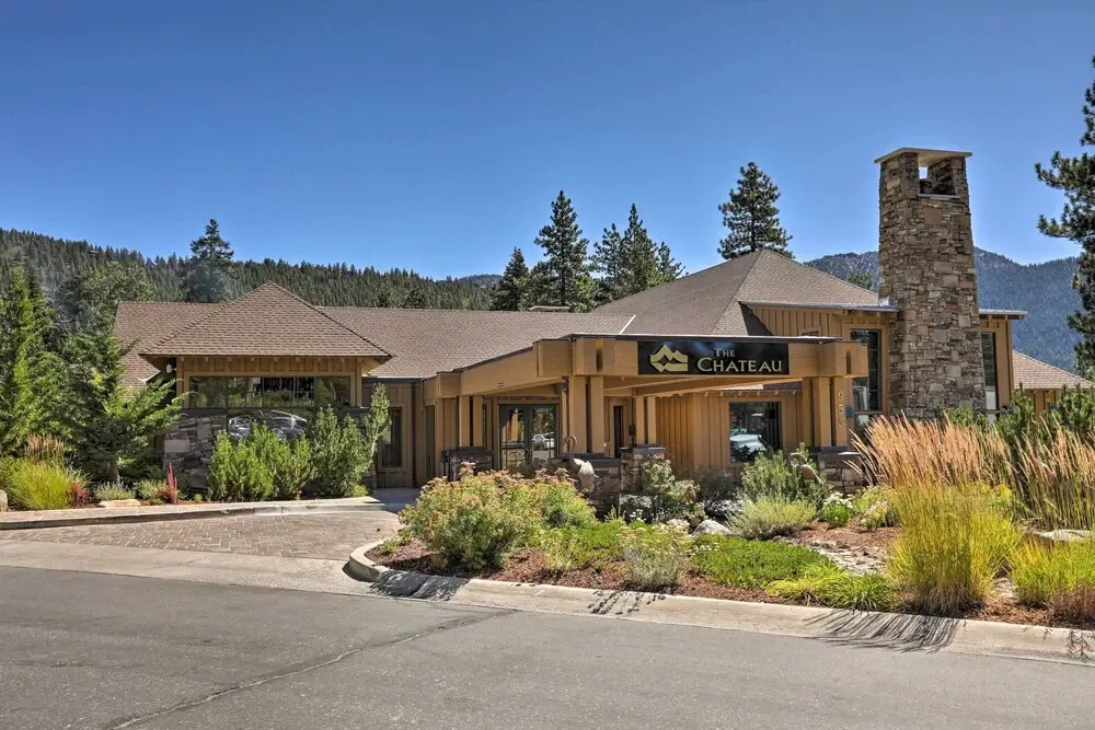 3 Mi to Lake Tahoe: Quiet Incline Village Cabin
