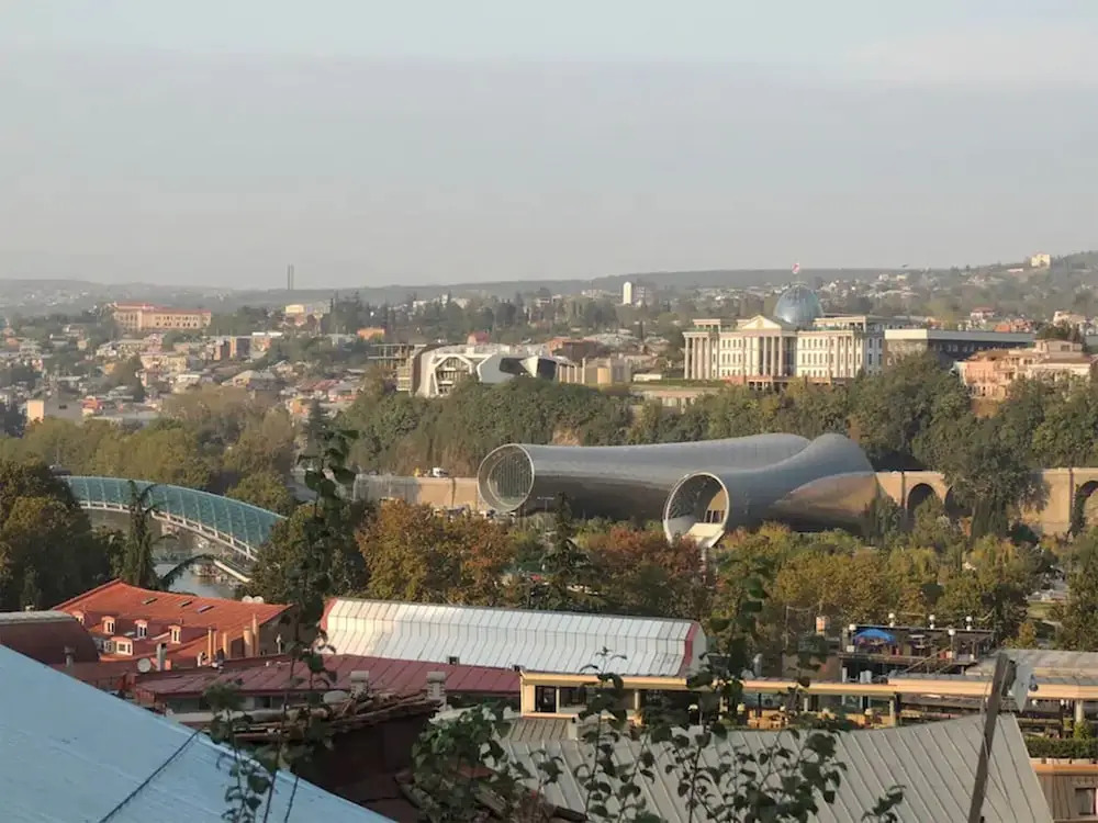 The Apartament is Located 500 Meter From the Central Market