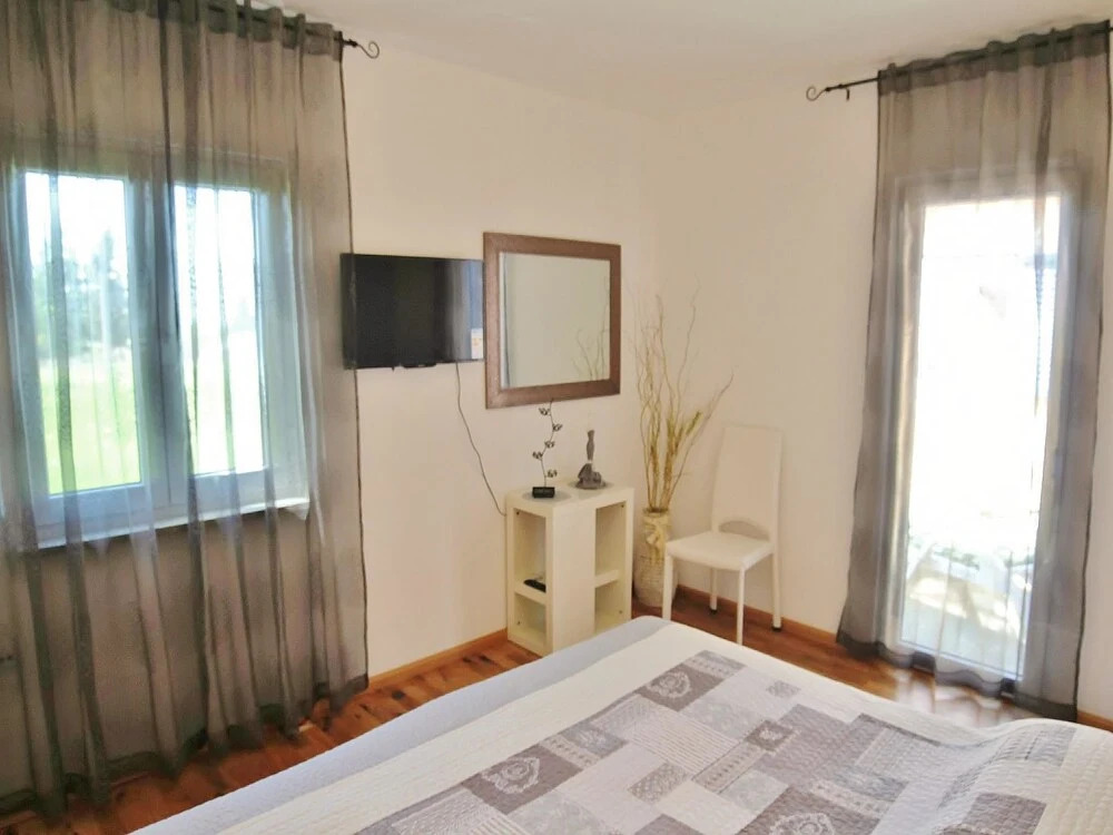 Holiday House Lico