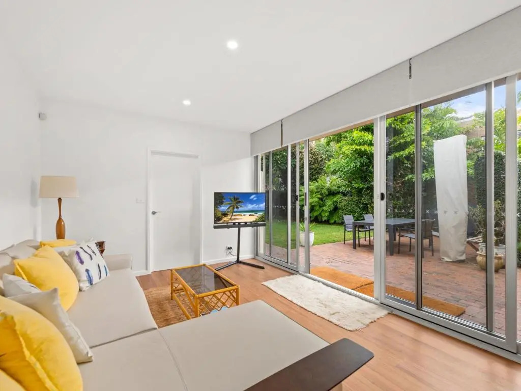 Seaview Cresent, 4