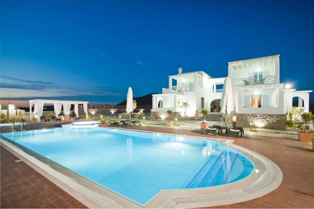 Miland Suites
