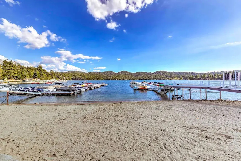 Walk to Lake Arrowhead Village: Gem w/ Lake Access