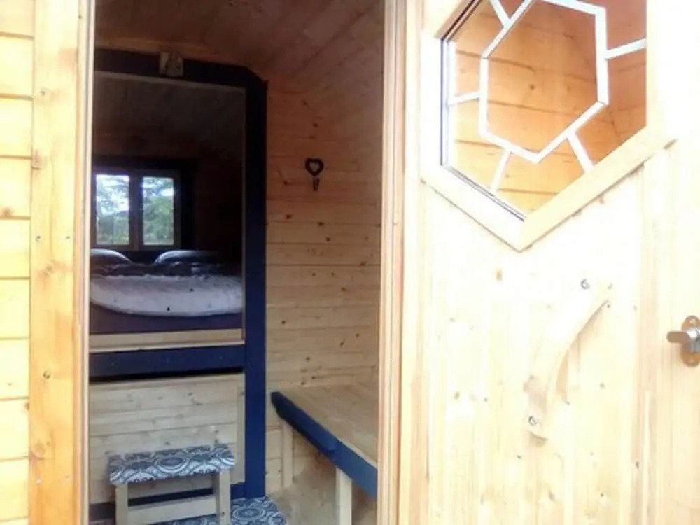 LES TONNEAUX DE LEURE LOGEMENT INSOLITE