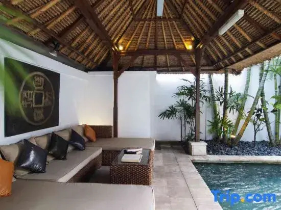 6BR Villa Sensel - Minggu Villas Seminyak
