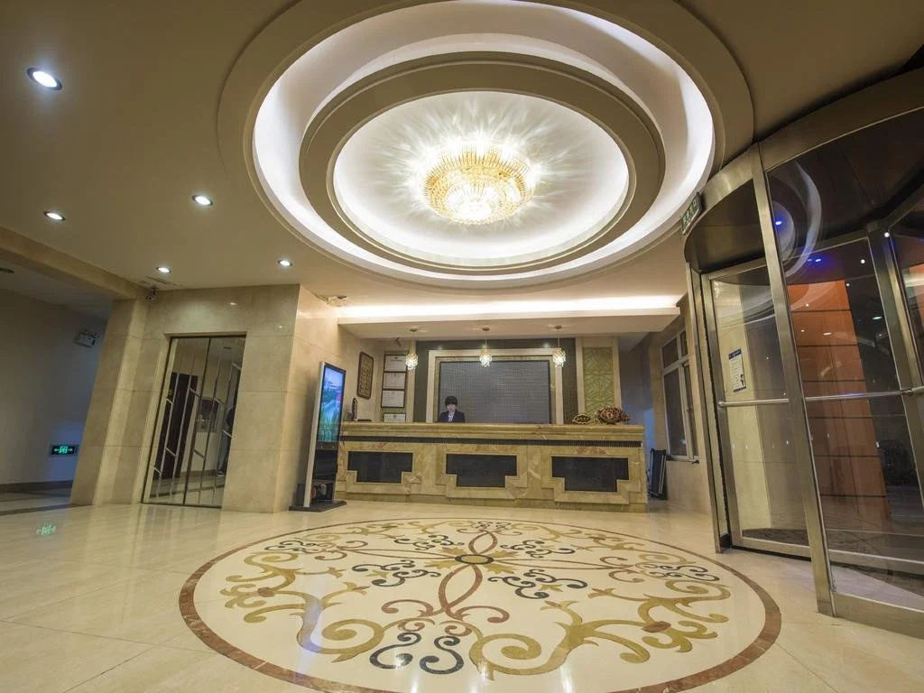 Longxing Holiday Hotel