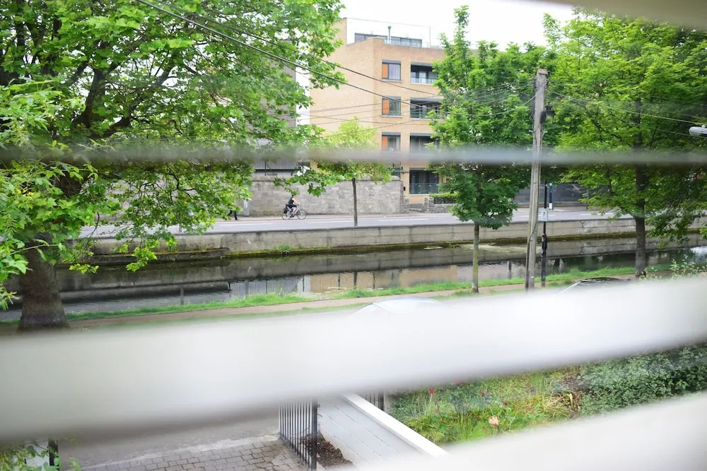 5 Bedroom House On Grand Canal