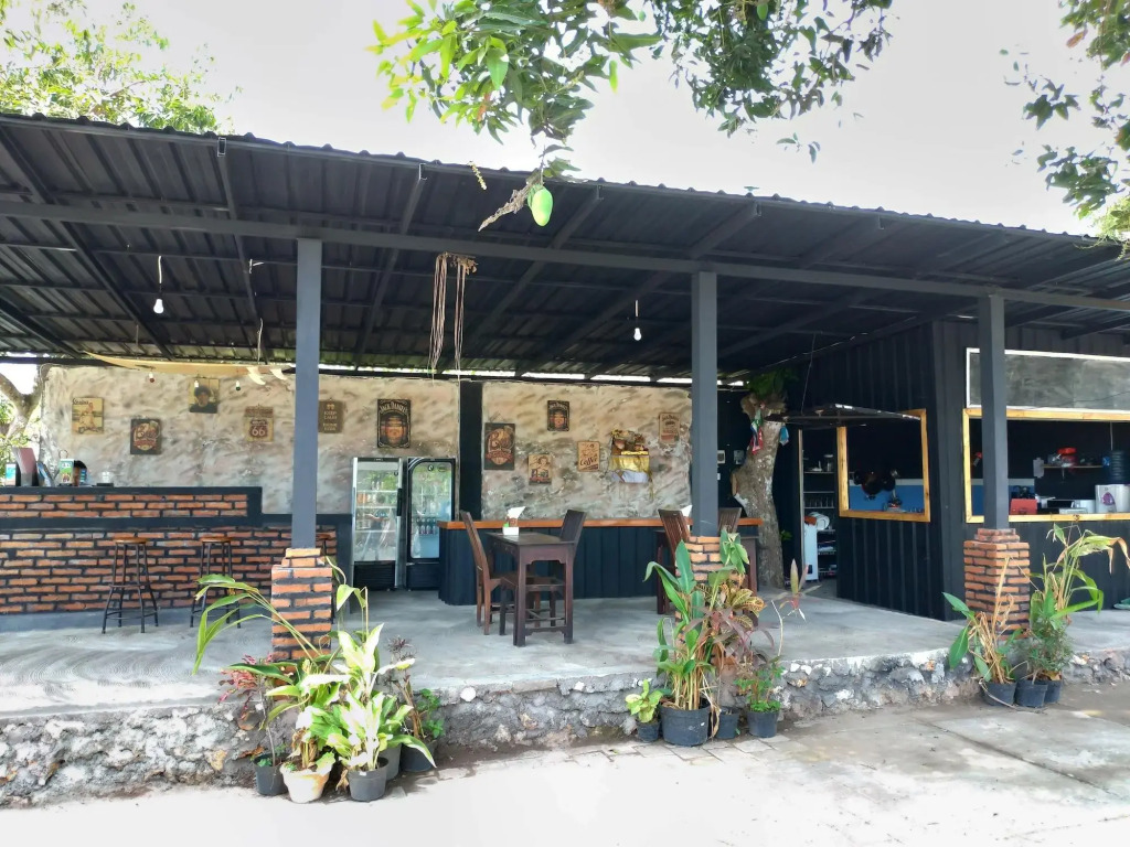 Balangan Cottage