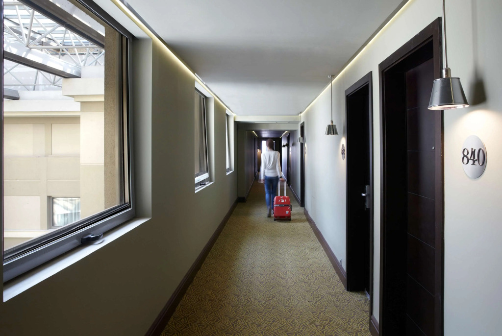 Отель Zeus Wyndham Grand Athens