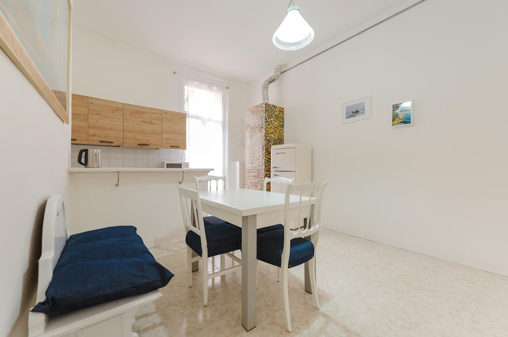 Elisa's Flat - 5 min from Train Station