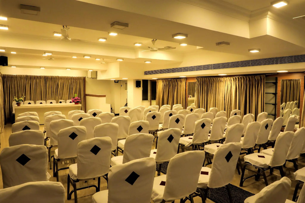 Hotel SSK Grand - Kanchipuram
