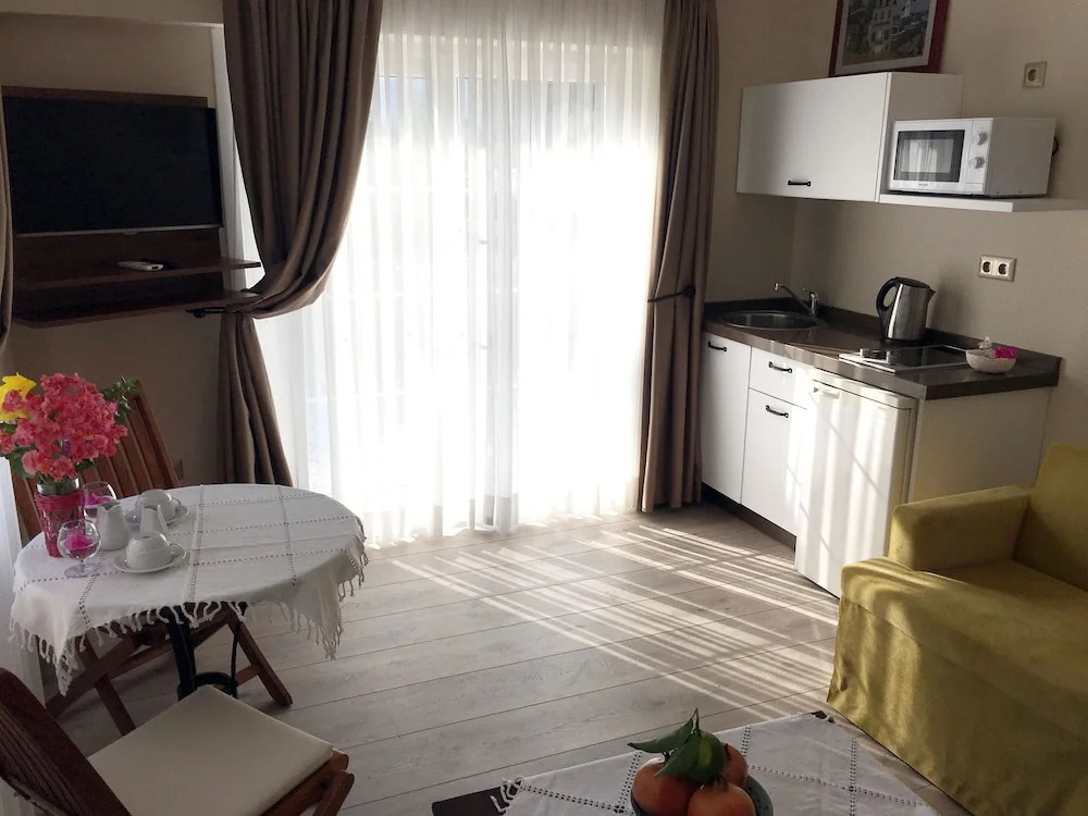 Nar Suites
