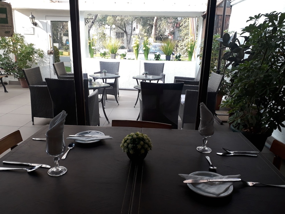 HL Hotel Low Cost