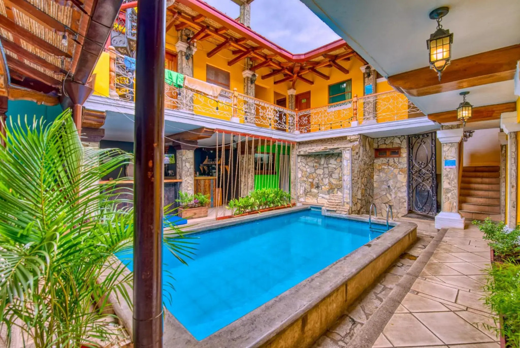 Oasis Hostel
