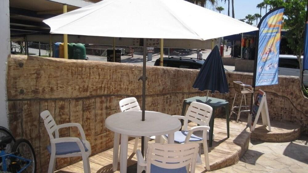 Hostel La Playa