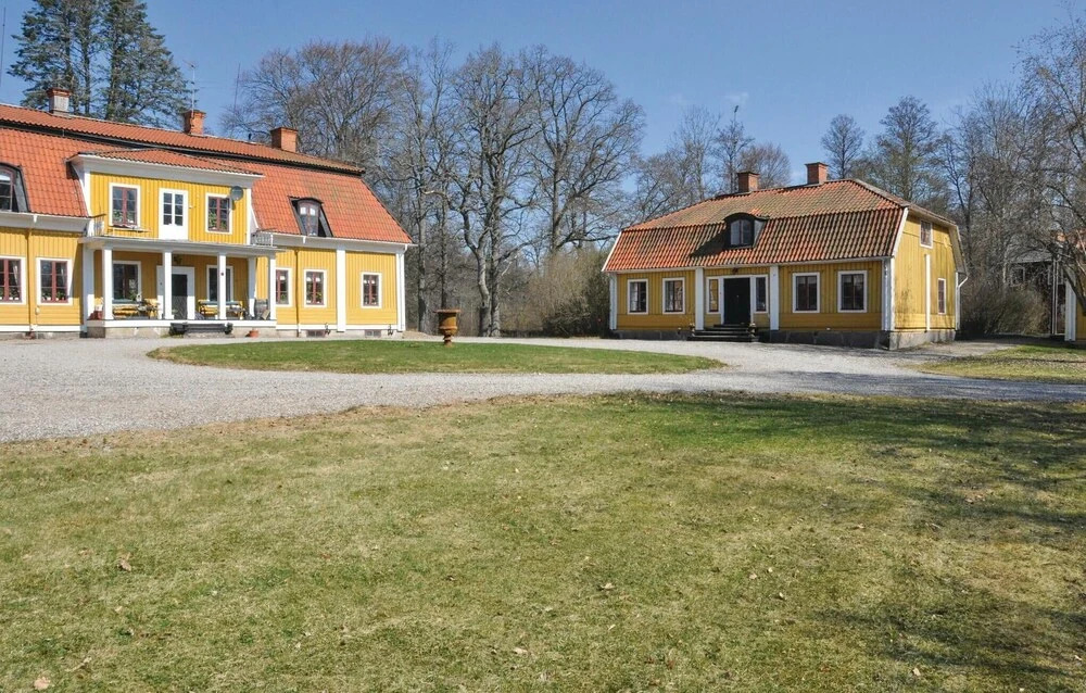4 Bedroom Gorgeous Home In Lindesberg