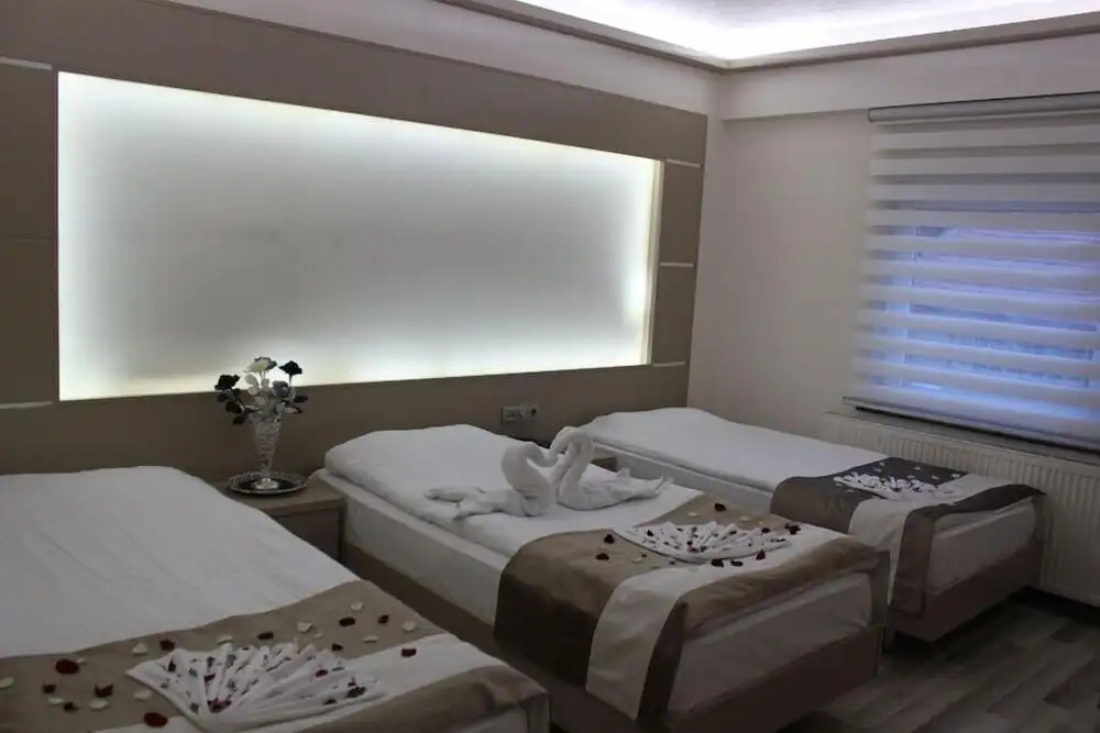 Derya Otel