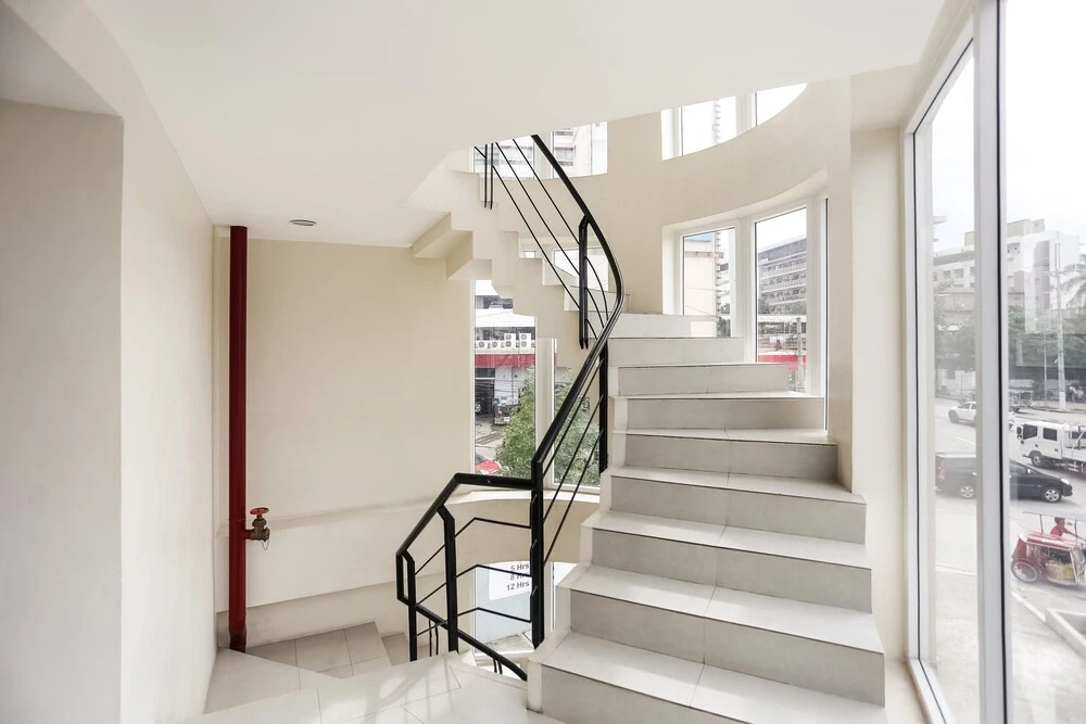 OYO 393 Triangle Apartelle