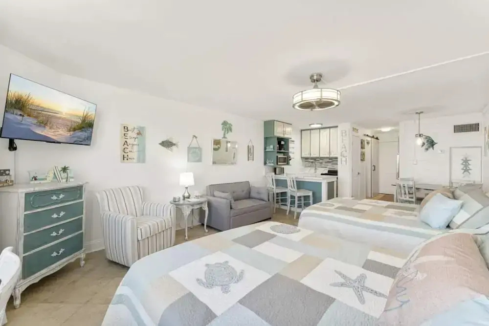 Beach Front Ocean View Condo - Top of the Gulf 804