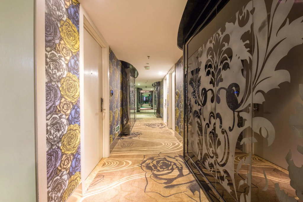 Lvgu Hotel Yiwu