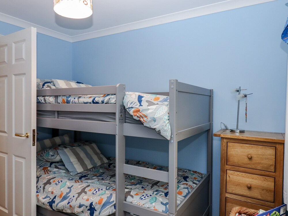 8 Thurlestone Rock