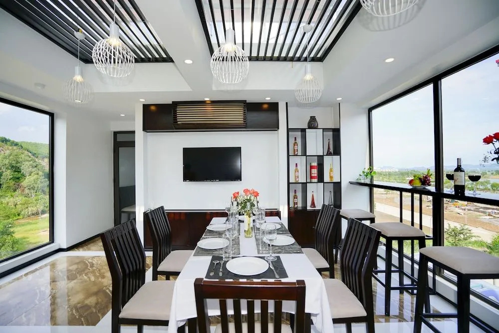 Merit Halong Hotel