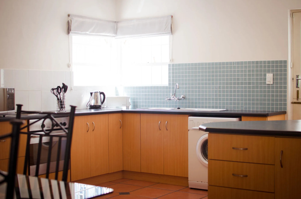 Paradiso Guesthouse & Self-catering Cottage