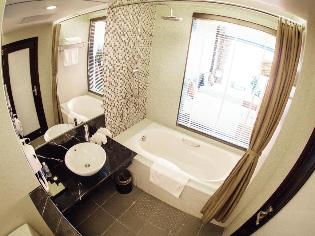 Halong Palace Hotel