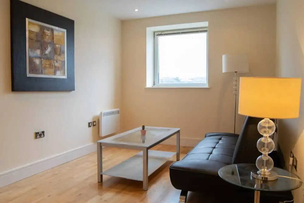 Top Floor Shoreditch Apartment with City Views