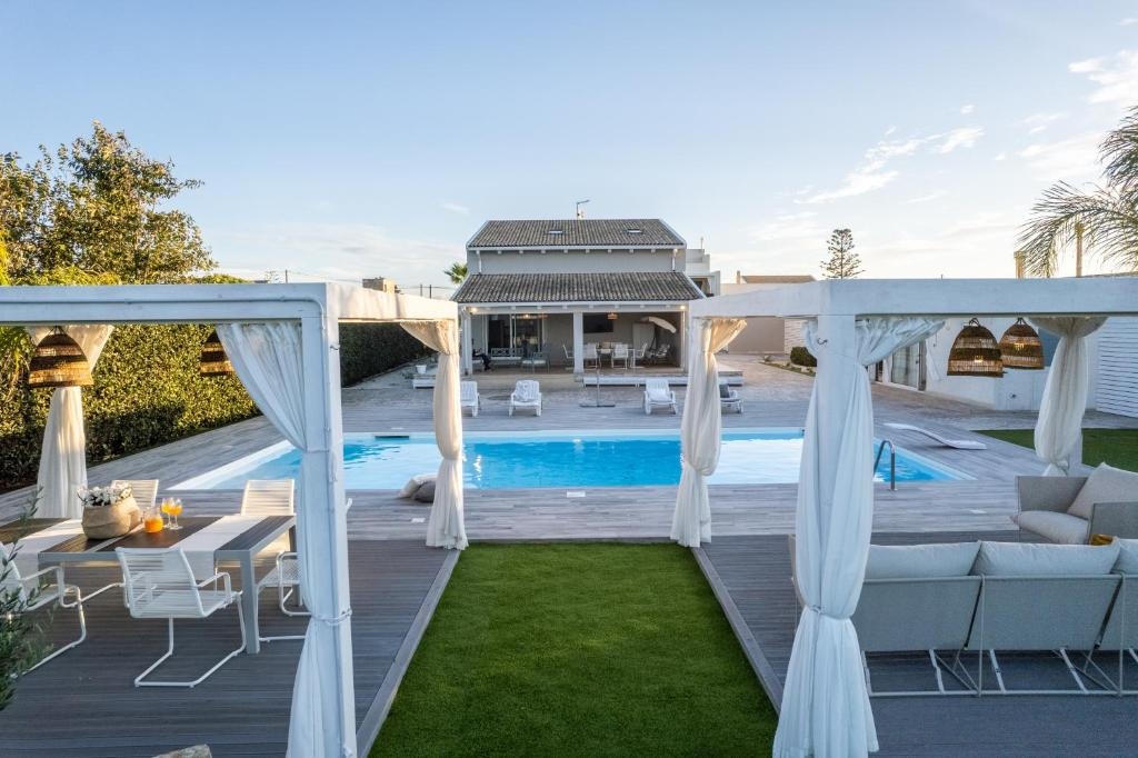 Villa Gemma mare e piscina riscaldata