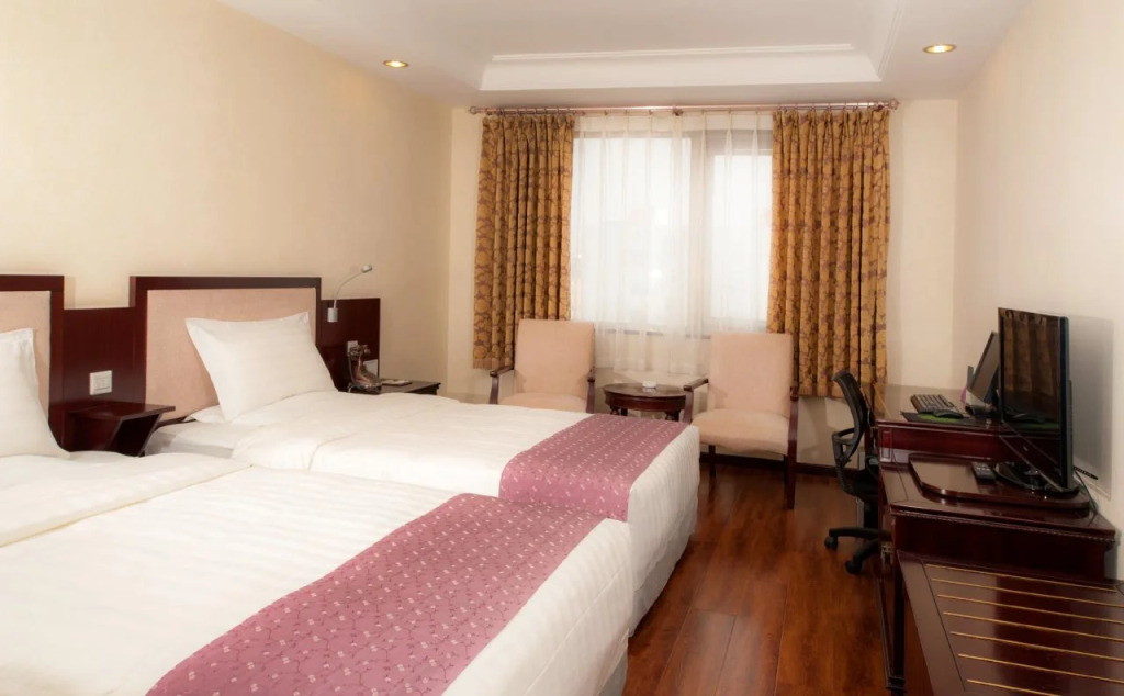 Holiday Inn Express Qingdao Shibei by IHG