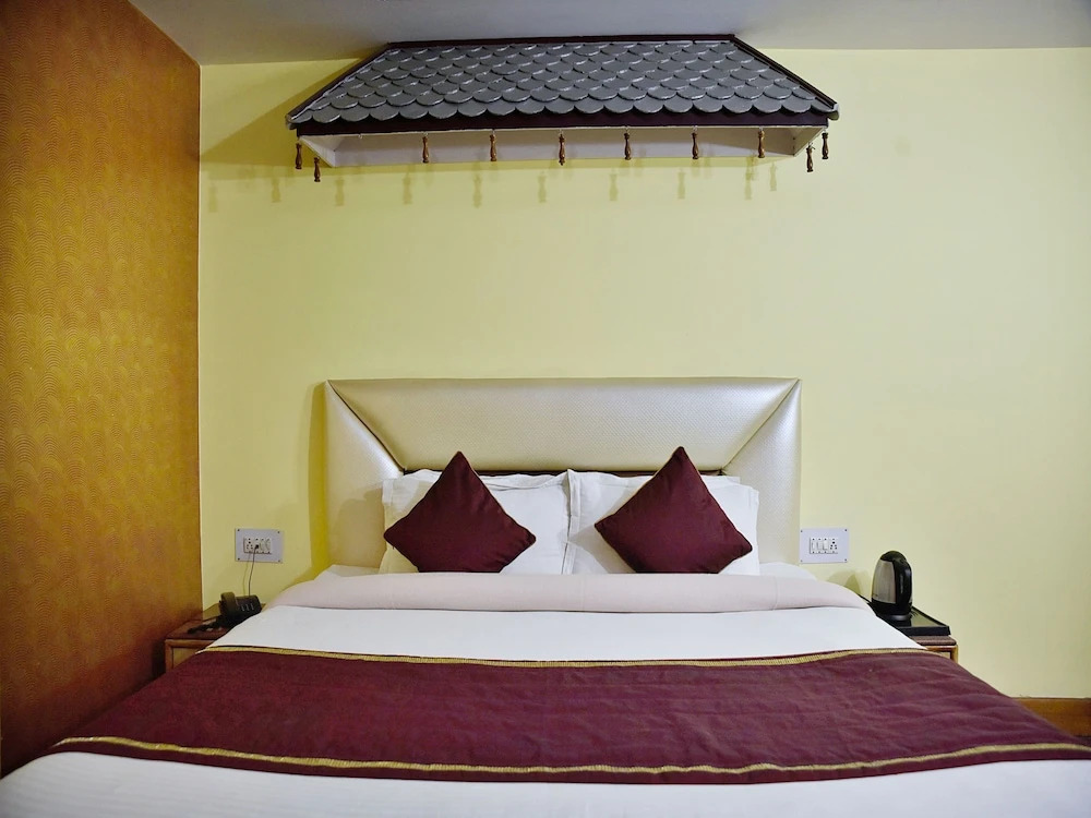 OYO 3361 Hotel Kapital