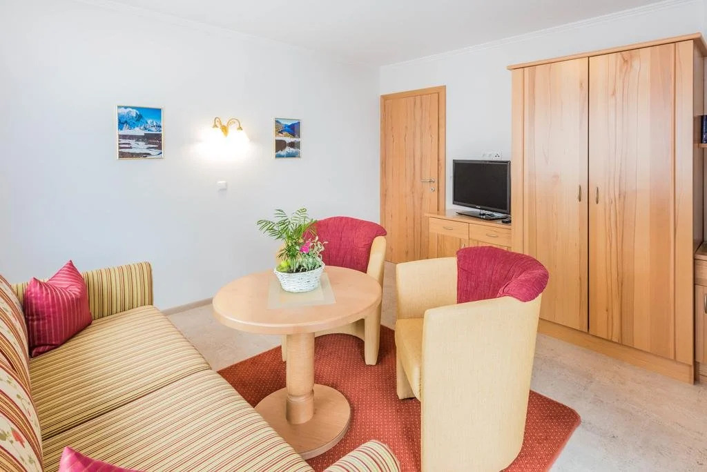 Hotel Garni Waldhof - Wohlfühlen am Lech