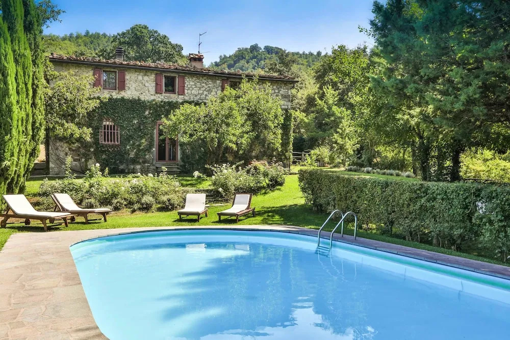 Villa With 7 Bedrooms in Castelnuovo, With Private Pool, Terrace and Wifi