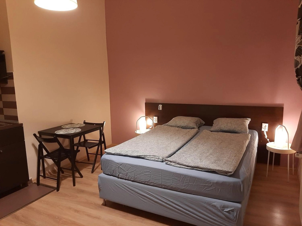 K10 B Kazinczy Apartment